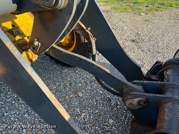 image for item NA9083 2007 John Deere 444J  high lift wheel loader