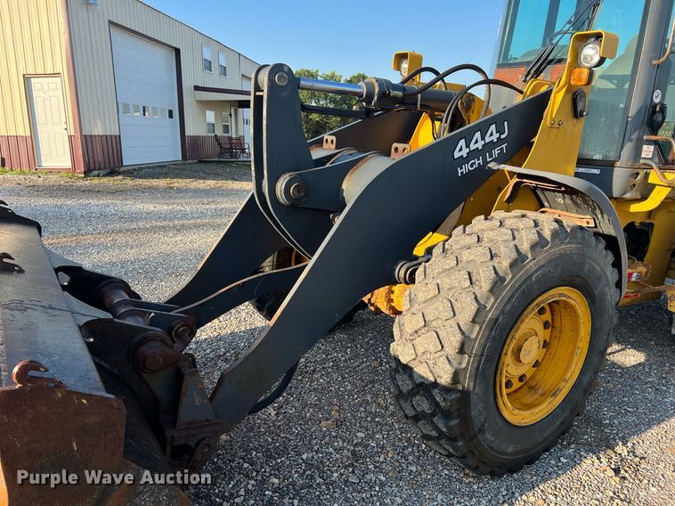 image for item NA9083 2007 John Deere 444J  high lift wheel loader