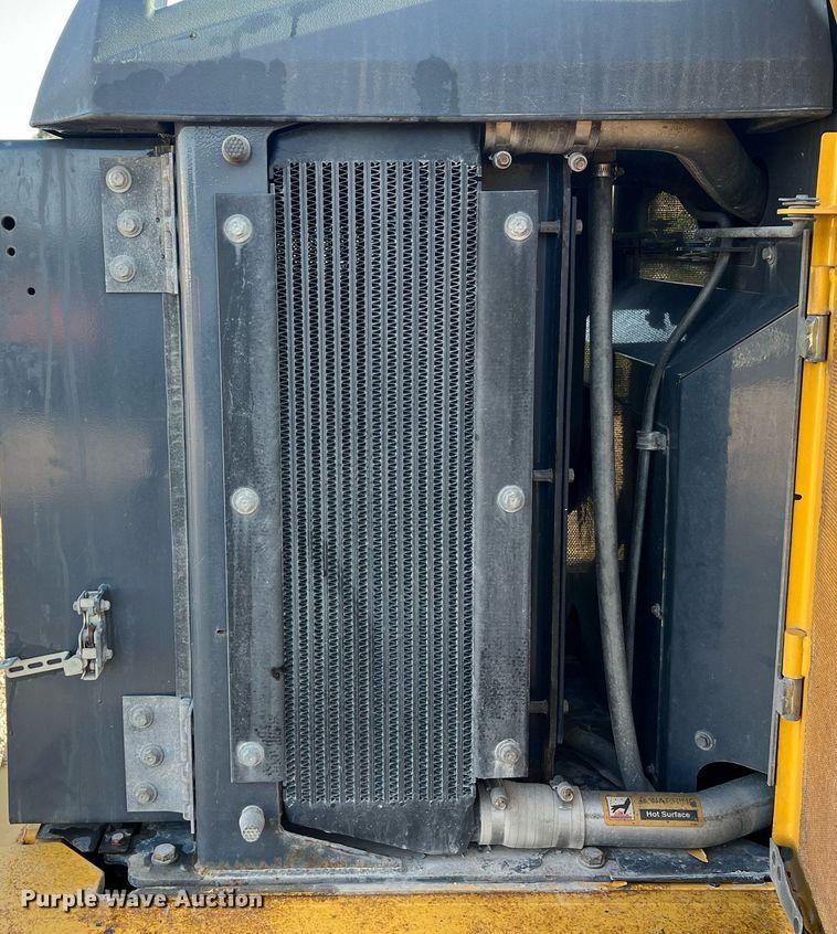 image for item NA9083 2007 John Deere 444J  high lift wheel loader