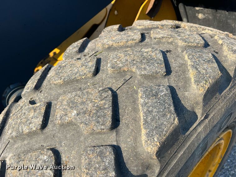 image for item NA9083 2007 John Deere 444J  high lift wheel loader