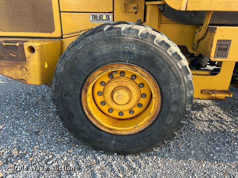 image for item NA9083 2007 John Deere 444J  high lift wheel loader