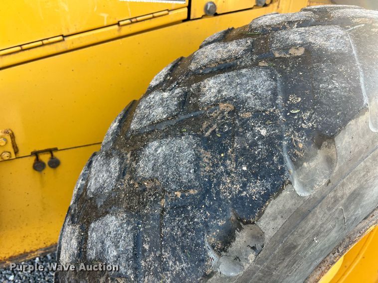 image for item NA9083 2007 John Deere 444J  high lift wheel loader