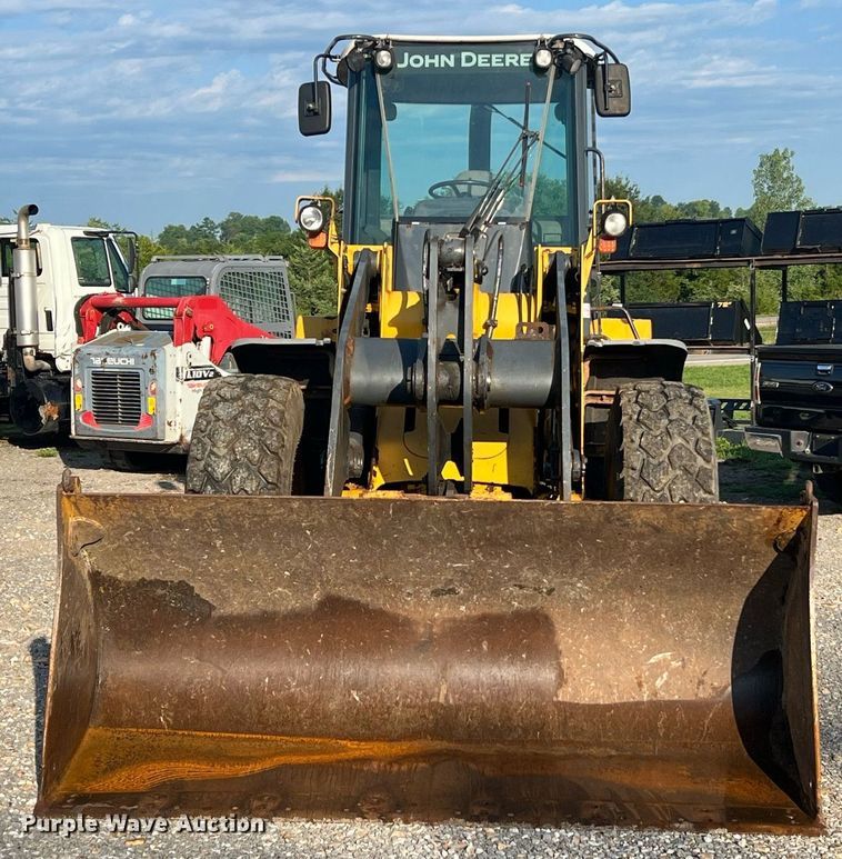 image for item NA9084 2006 John Deere 444J  high lift wheel loader