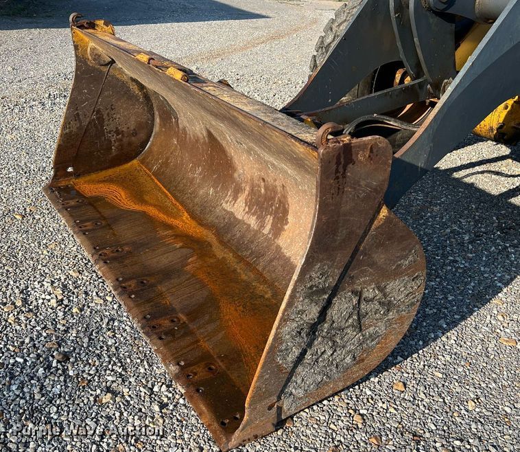 image for item NA9084 2006 John Deere 444J  high lift wheel loader