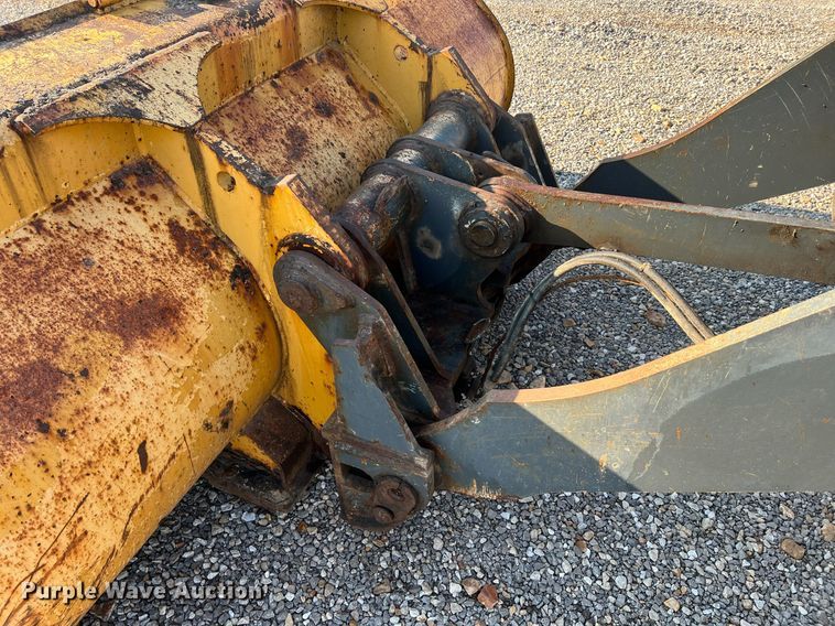 image for item NA9084 2006 John Deere 444J  high lift wheel loader