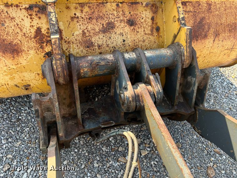 image for item NA9084 2006 John Deere 444J  high lift wheel loader