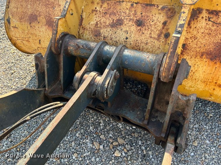 image for item NA9084 2006 John Deere 444J  high lift wheel loader