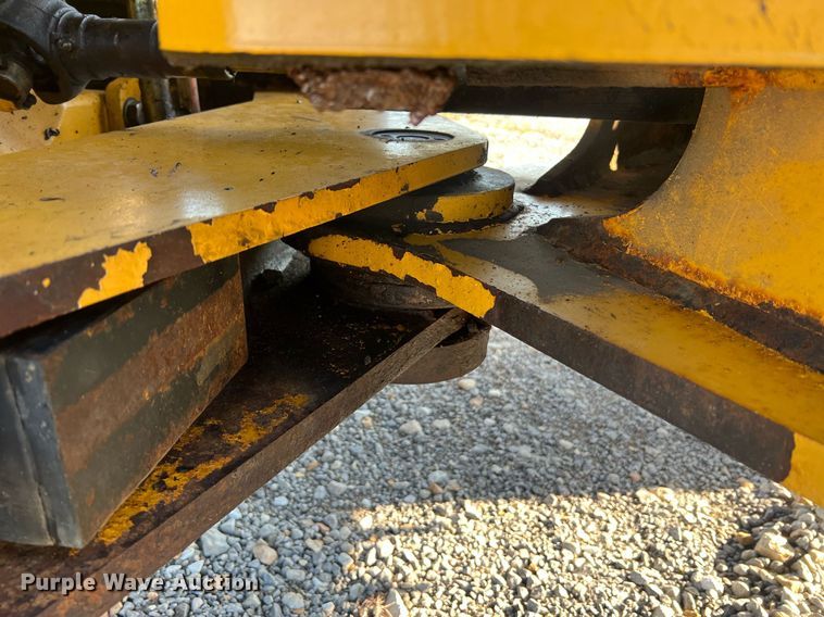 image for item NA9084 2006 John Deere 444J  high lift wheel loader