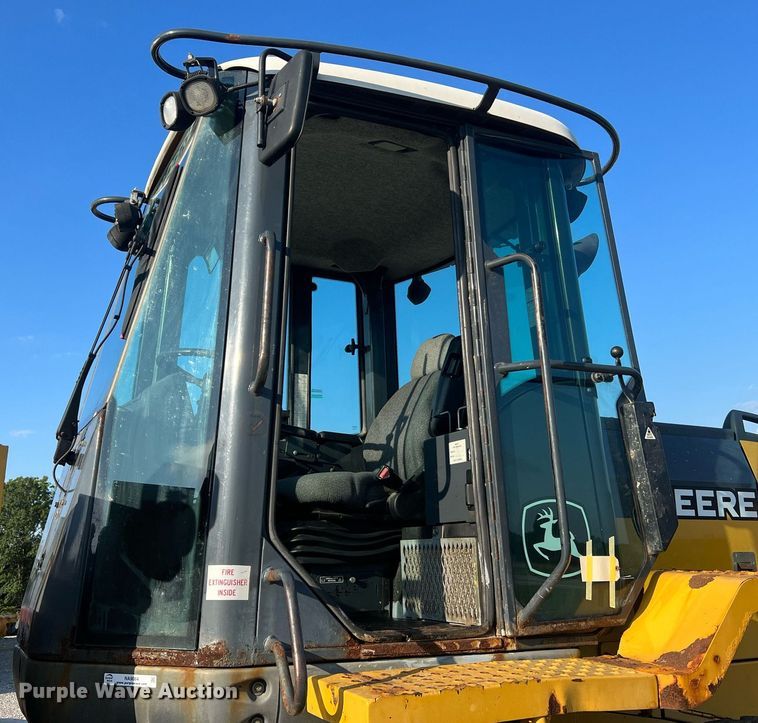 image for item NA9084 2006 John Deere 444J  high lift wheel loader