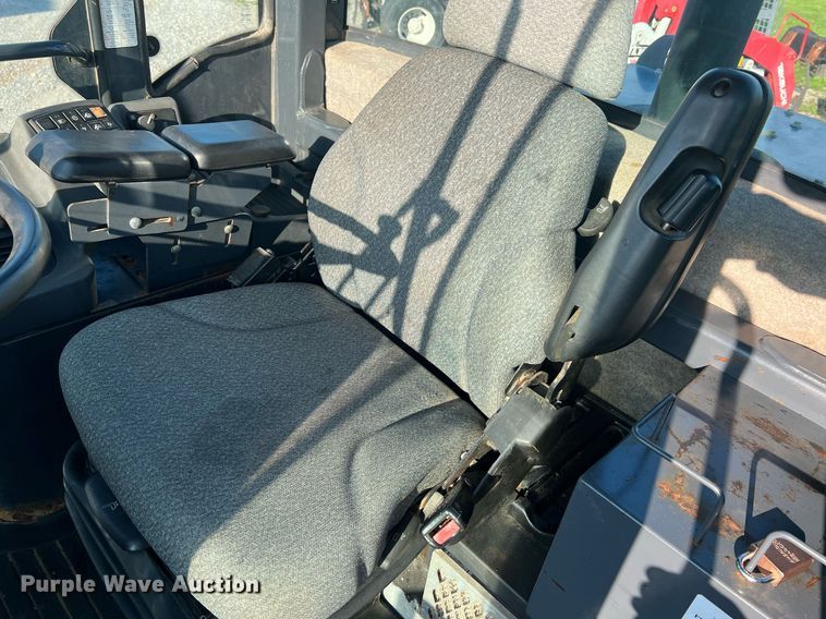 image for item NA9084 2006 John Deere 444J  high lift wheel loader