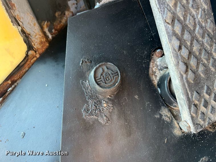 image for item NA9084 2006 John Deere 444J  high lift wheel loader