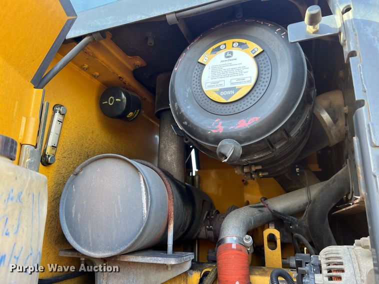 image for item NA9084 2006 John Deere 444J  high lift wheel loader