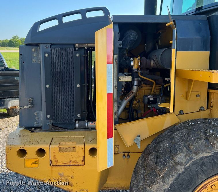 image for item NA9084 2006 John Deere 444J  high lift wheel loader