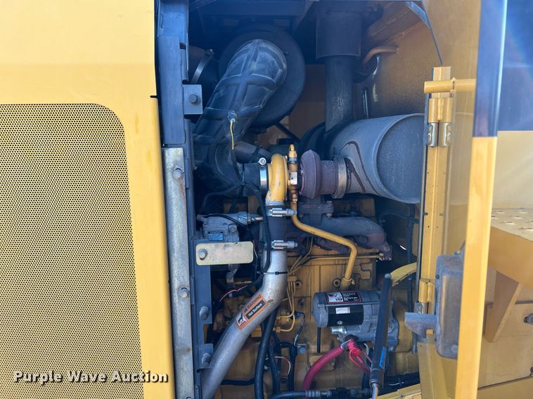 image for item NA9084 2006 John Deere 444J  high lift wheel loader