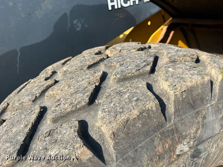 image for item NA9084 2006 John Deere 444J  high lift wheel loader