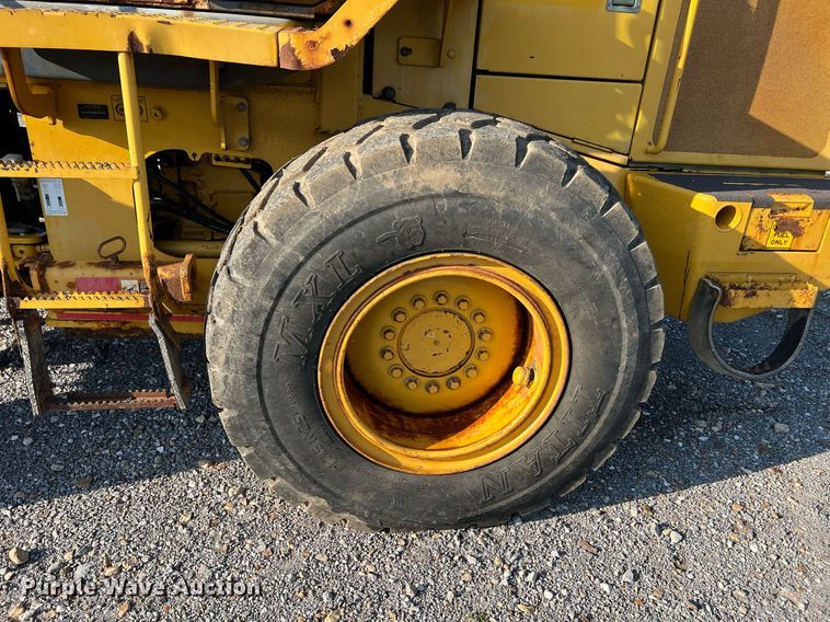image for item NA9084 2006 John Deere 444J  high lift wheel loader