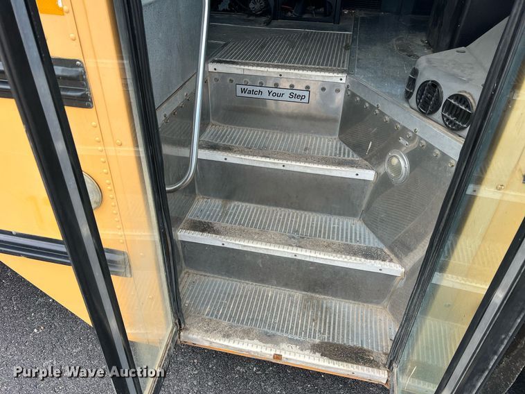 image for item NA9097 2006 Blue Bird  school bus