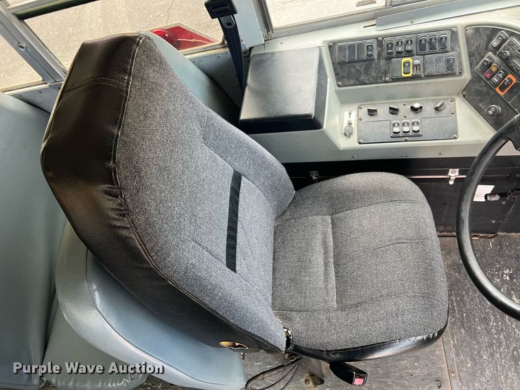 image for item NA9097 2006 Blue Bird  school bus