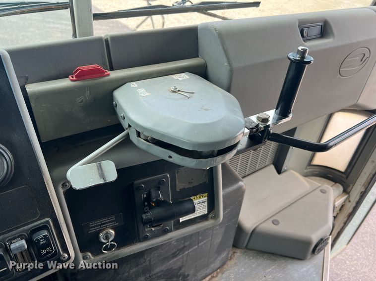 image for item NA9097 2006 Blue Bird  school bus