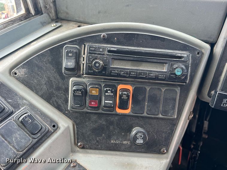 image for item NA9097 2006 Blue Bird  school bus