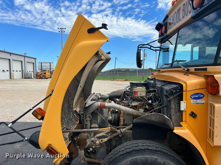 image for item NA9097 2006 Blue Bird  school bus