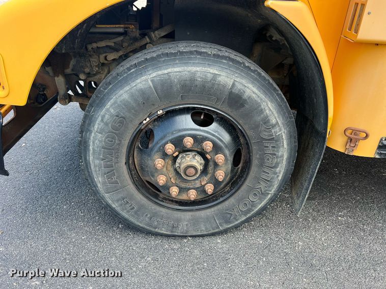 image for item NA9097 2006 Blue Bird  school bus