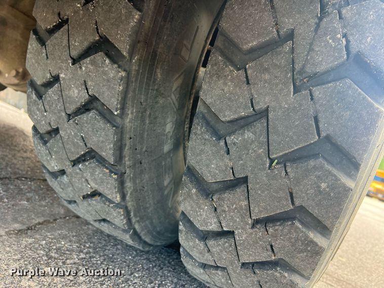 image for item NA9097 2006 Blue Bird  school bus