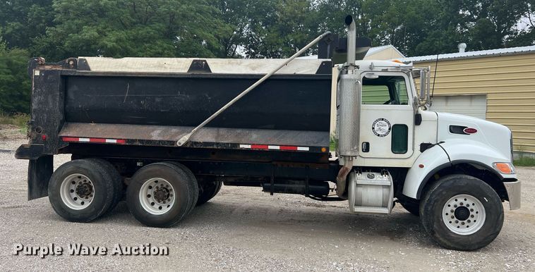 image for item NI9020 2007 Peterbilt 335  dump truck