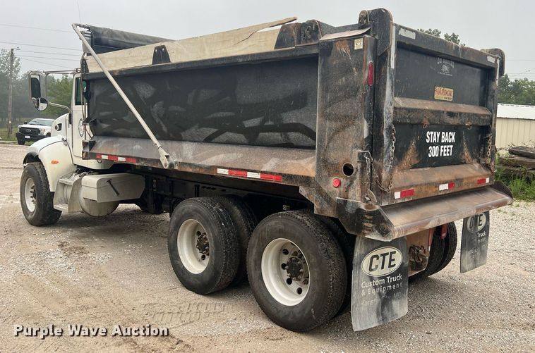 image for item NI9020 2007 Peterbilt 335  dump truck