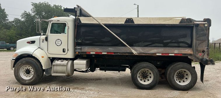 image for item NI9020 2007 Peterbilt 335  dump truck
