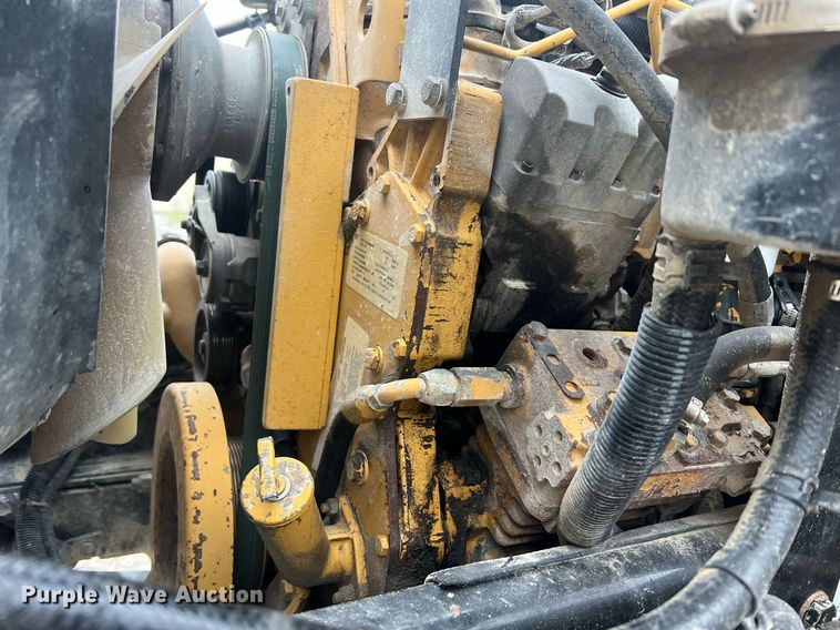 image for item NI9020 2007 Peterbilt 335  dump truck