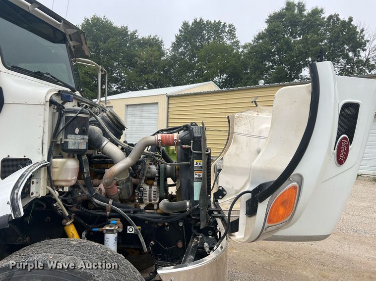 image for item NI9020 2007 Peterbilt 335  dump truck