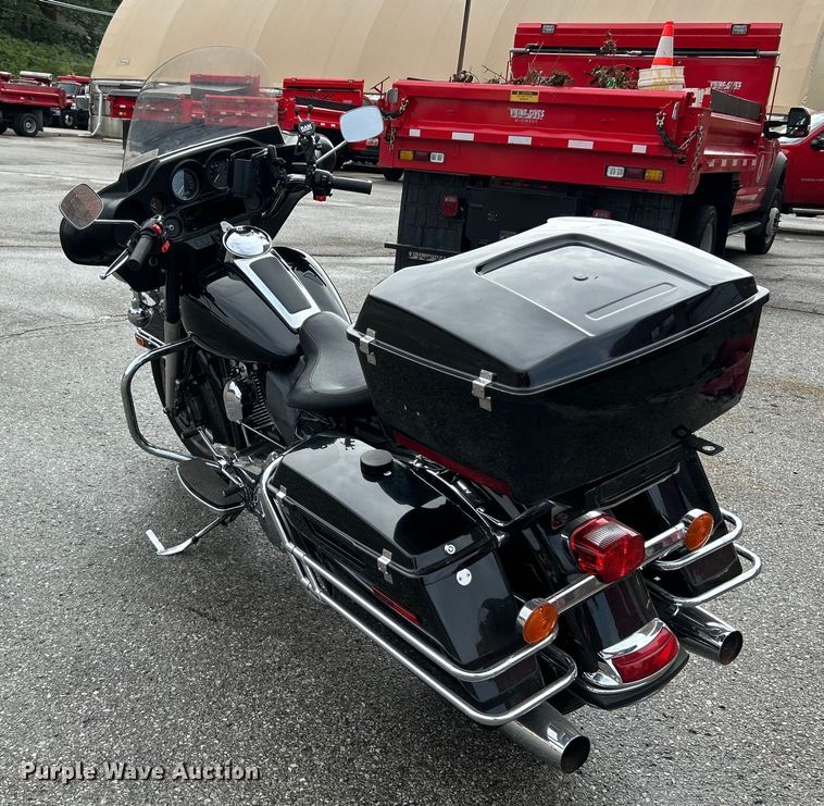 image for item NL9399 2009 Harley Davidson Electra Glide FLHTP Police  motorcycle