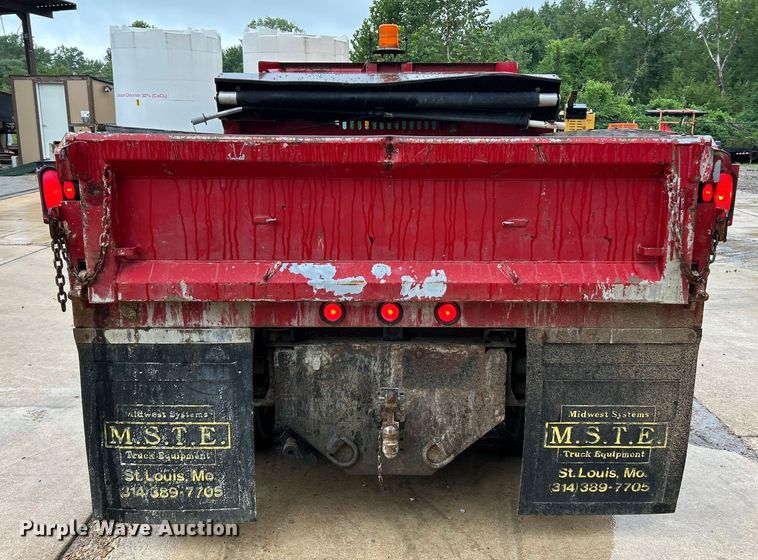 image for item NL9401 2003 Chevrolet Silverado 3500  dump bed pickup truck