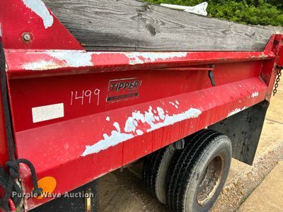 image for item NL9401 2003 Chevrolet Silverado 3500  dump bed pickup truck