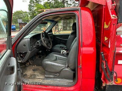 image for item NL9401 2003 Chevrolet Silverado 3500  dump bed pickup truck