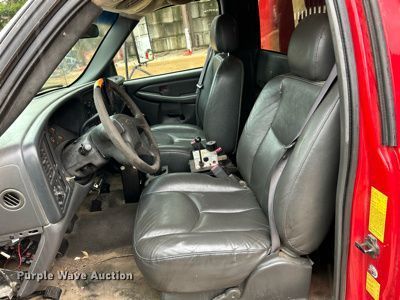 image for item NL9401 2003 Chevrolet Silverado 3500  dump bed pickup truck