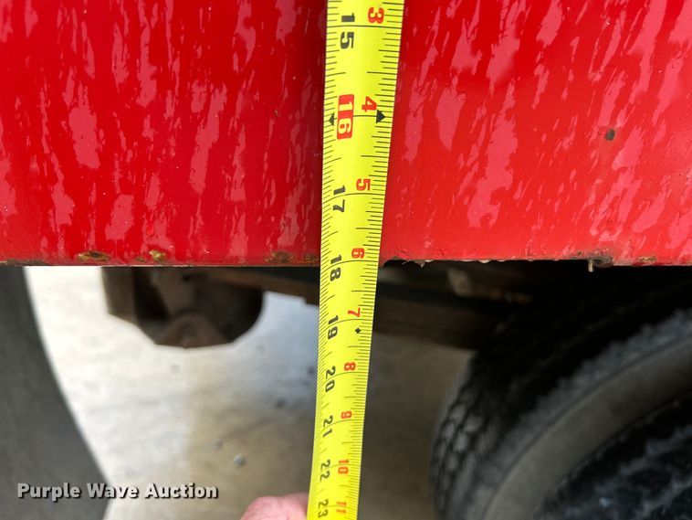 image for item NL9401 2003 Chevrolet Silverado 3500  dump bed pickup truck