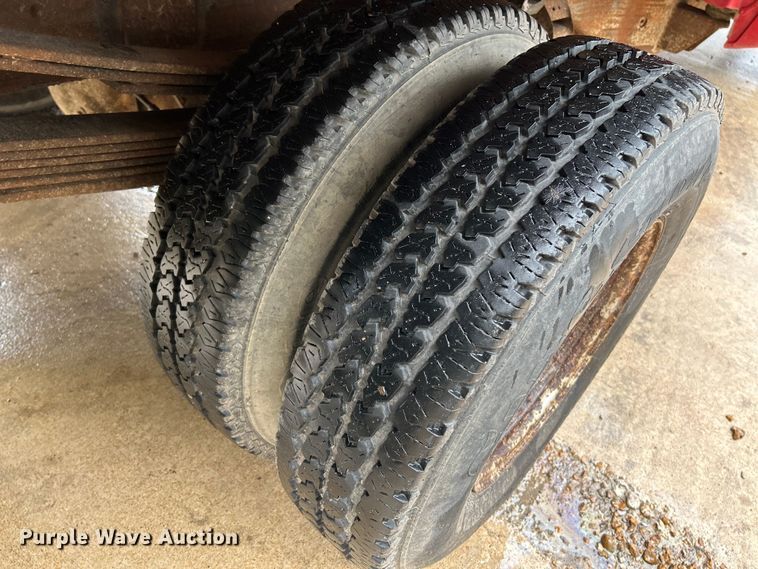 image for item NL9401 2003 Chevrolet Silverado 3500  dump bed pickup truck