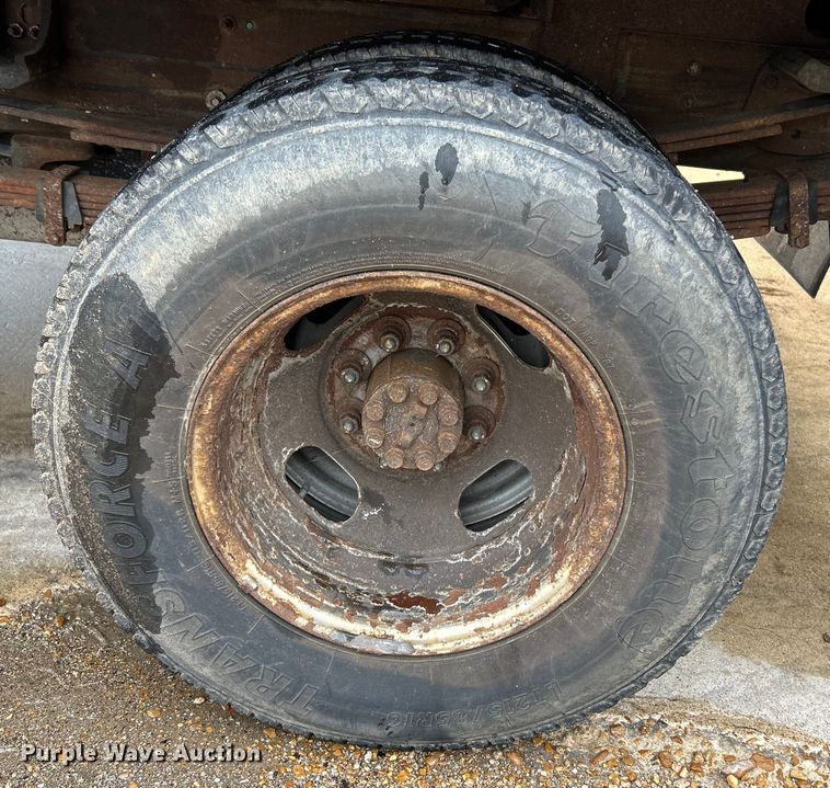 image for item NL9401 2003 Chevrolet Silverado 3500  dump bed pickup truck