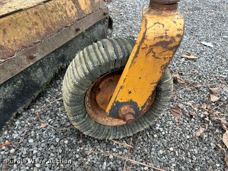 image for item NL9439 Woods B106-1  rotary mower