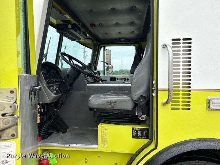 image for item NL9442 1998 Spartan Advantage  pumper fire truck