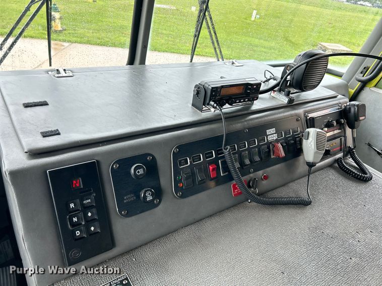 image for item NL9442 1998 Spartan Advantage  pumper fire truck