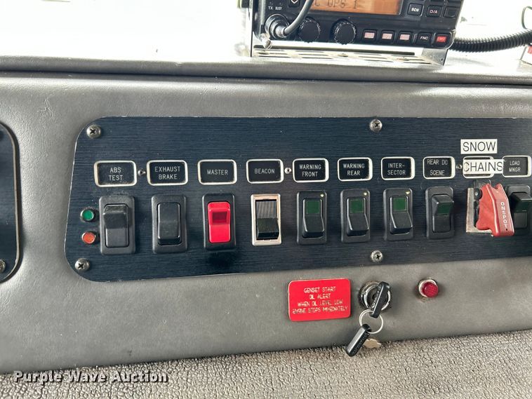 image for item NL9442 1998 Spartan Advantage  pumper fire truck