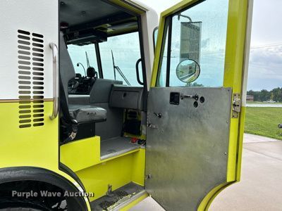 image for item NL9442 1998 Spartan Advantage  pumper fire truck