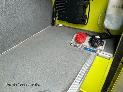 image for item NL9442 1998 Spartan Advantage  pumper fire truck