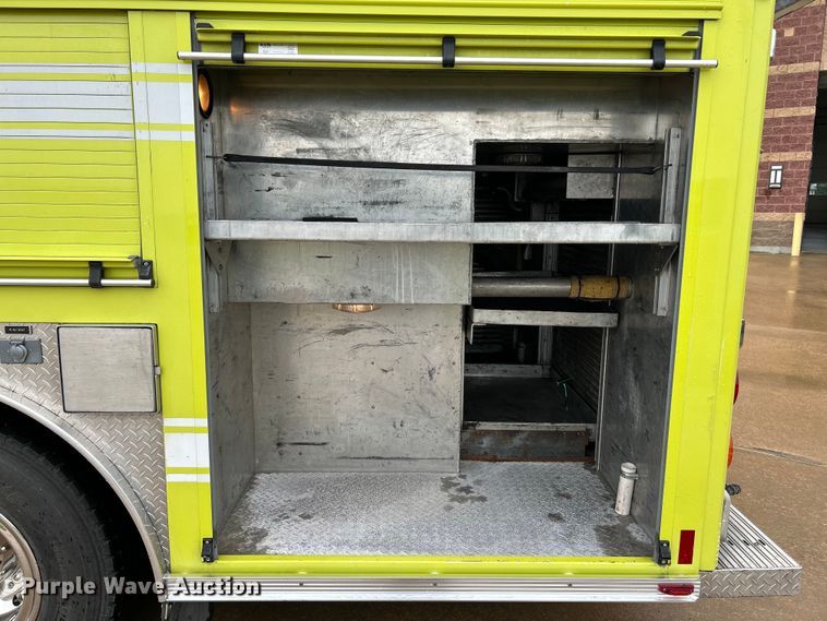 image for item NL9442 1998 Spartan Advantage  pumper fire truck