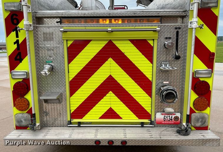 image for item NL9442 1998 Spartan Advantage  pumper fire truck