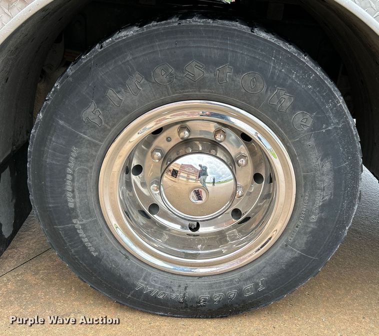 image for item NL9442 1998 Spartan Advantage  pumper fire truck