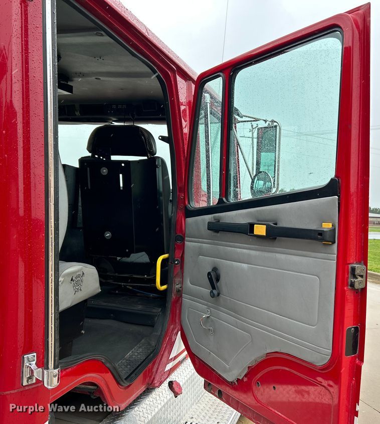 image for item NL9443 1997 Freightliner FL70  pumper fire truck